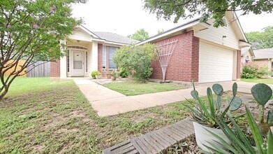 Building Photo - 1301 Nightshade Ln