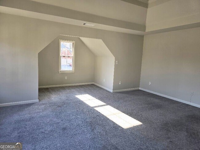 Building Photo - 2287 Birch Hollow Trail