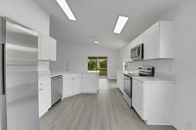 Building Photo - 528 Drayton Rd