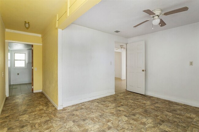 Building Photo - 2543 Co Rd 332