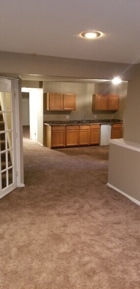 Building Photo - 18958 E Ithaca Dr