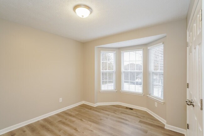 Building Photo - 925 Pebble Beach Cir