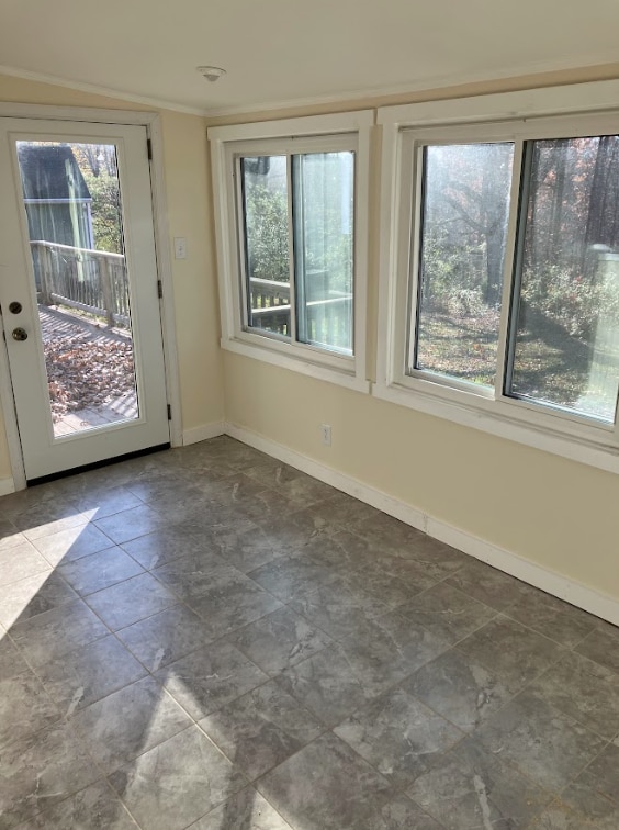 Building Photo - 4854 Rolling Rd