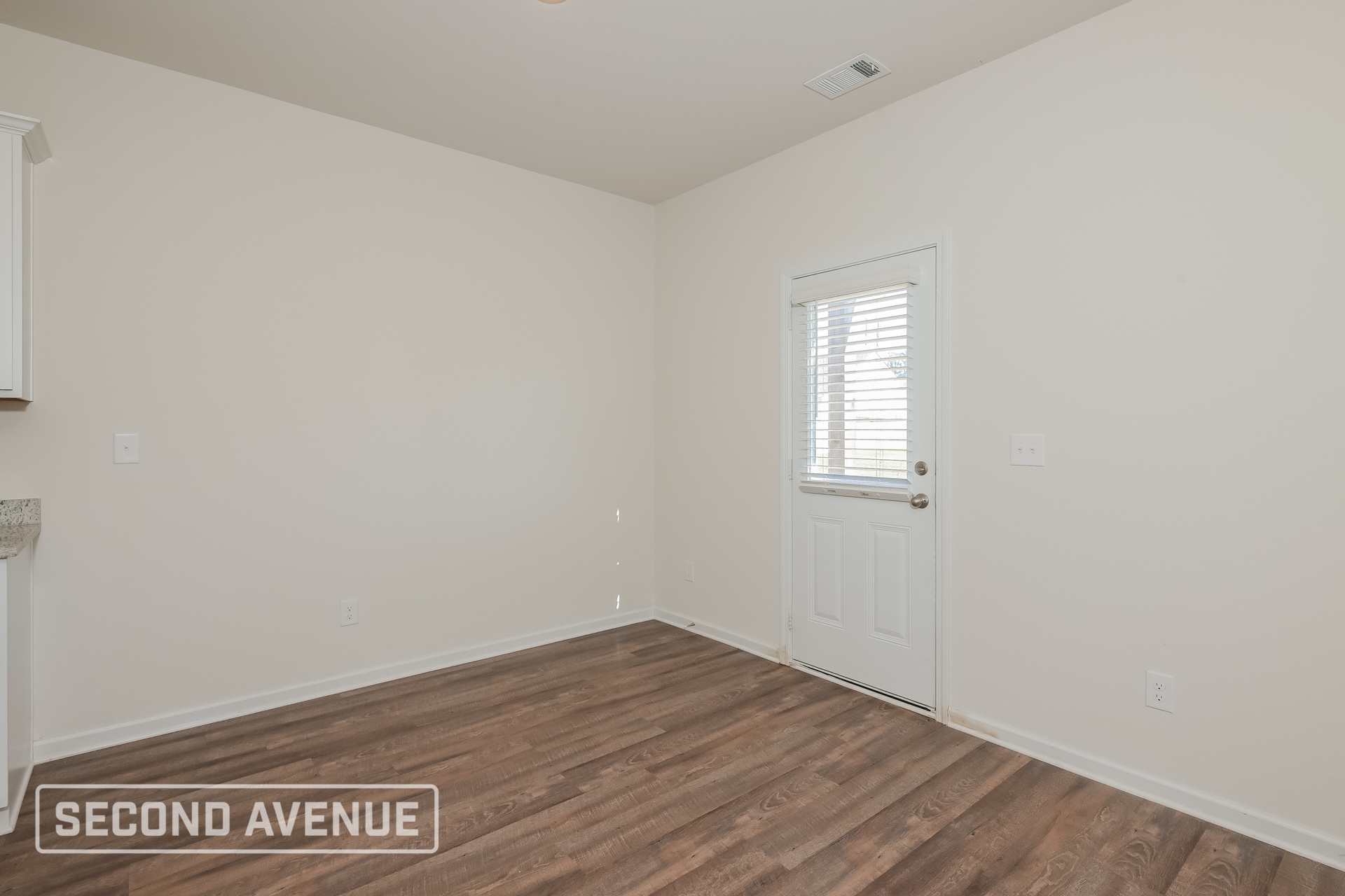 Building Photo - 726 Woody Dr