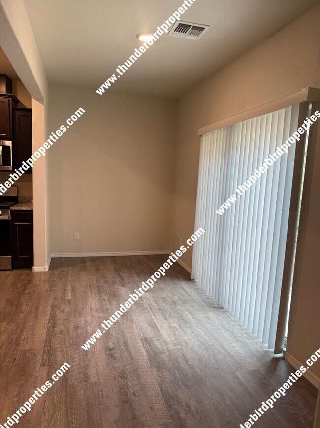 Building Photo - Beautiful 4 bedroom home near KAFB