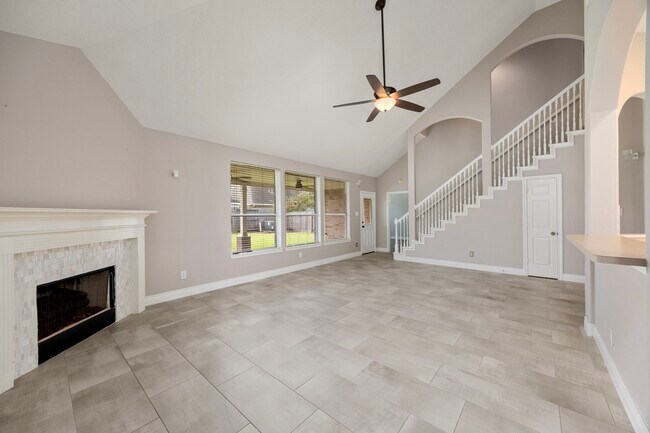 Building Photo - 12807 Sienna Trails Dr