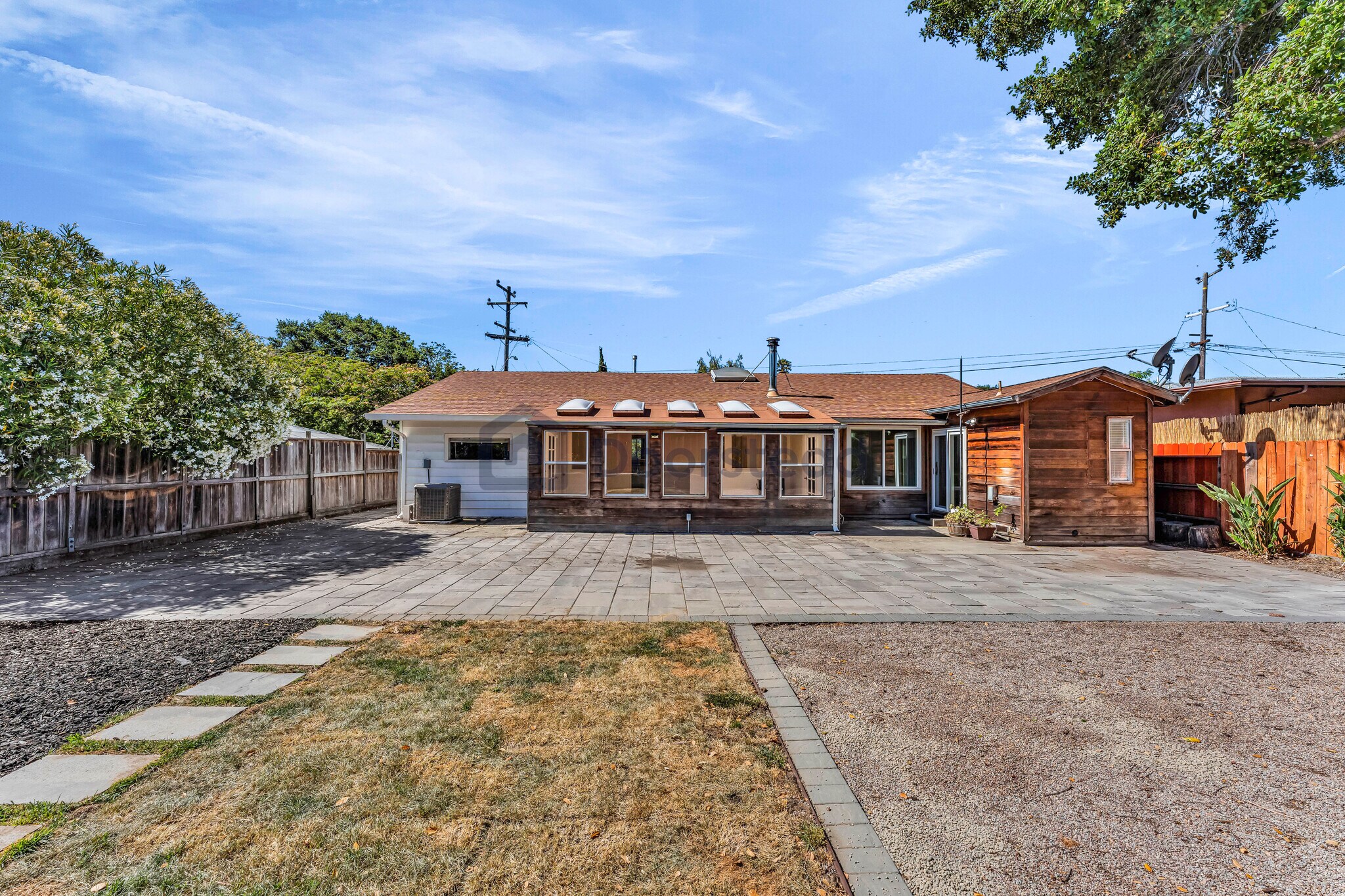 Building Photo - 4533 Utah Dr