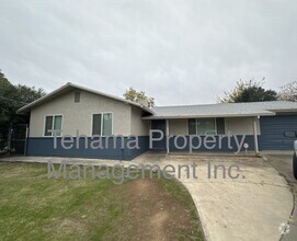 Building Photo - 3 Bedroom 2 Bath Red Bluff