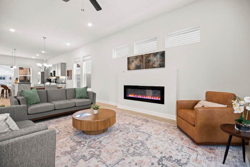 Building Photo - 2273 E 100th St