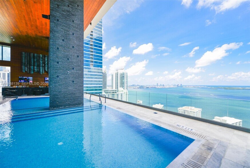 Building Photo - 1451 Brickell Ave