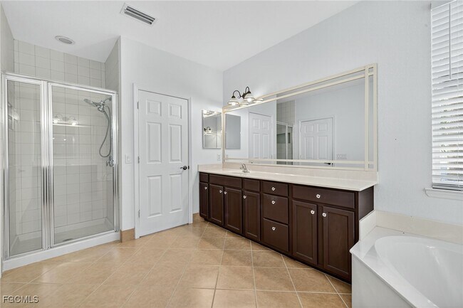 Building Photo - 4018 Cherrybrook Loop