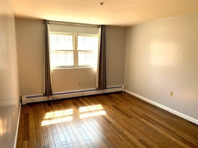 Building Photo - 103 Farrwood Ave
