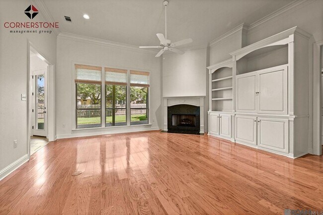 Building Photo - 8564 Grand View Dr