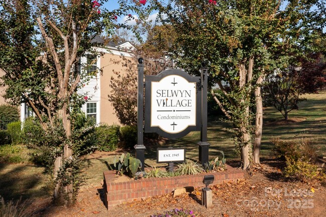 Primary Photo - 200 Wakefield Dr