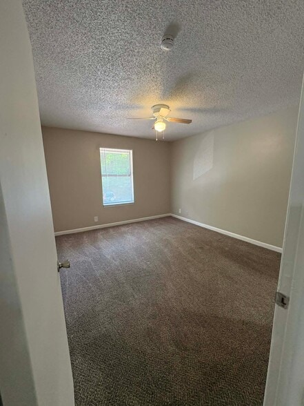 Building Photo - 4601 Packard Dr