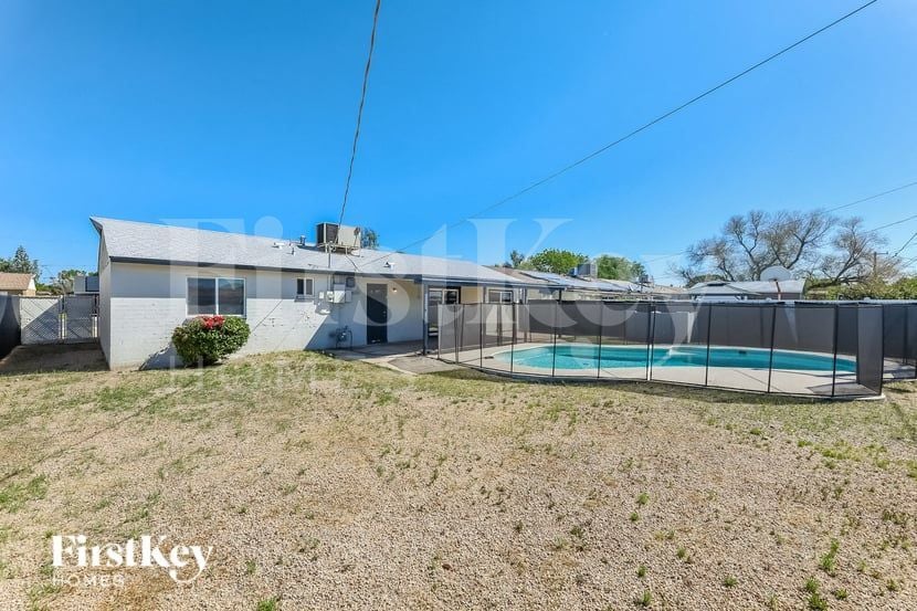 Building Photo - 5037 W Krall St