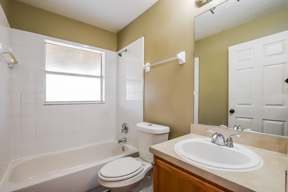 Building Photo - 178 Dovetail Ct
