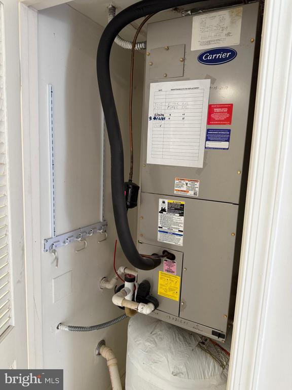 Building Photo - 5866 Orchard Hill Ct