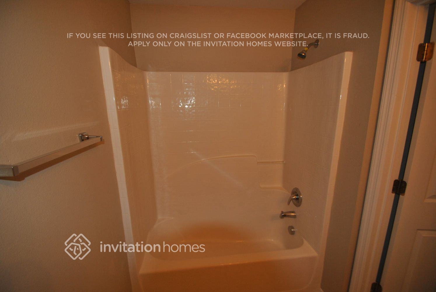 Building Photo - 2034 5th Ave