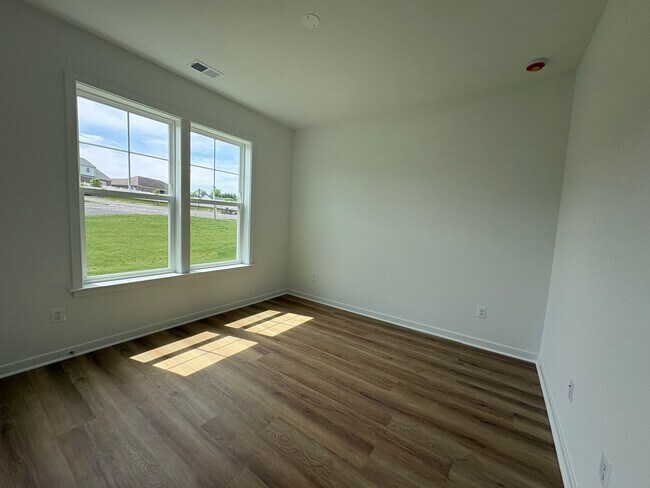 Building Photo - Brand New Construction in the Glen at Cooks Creek