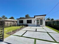 Building Photo - 8880 SW 126th Terrace