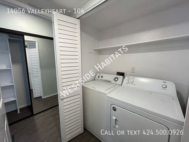 Building Photo - 14056 Valleyheart Dr