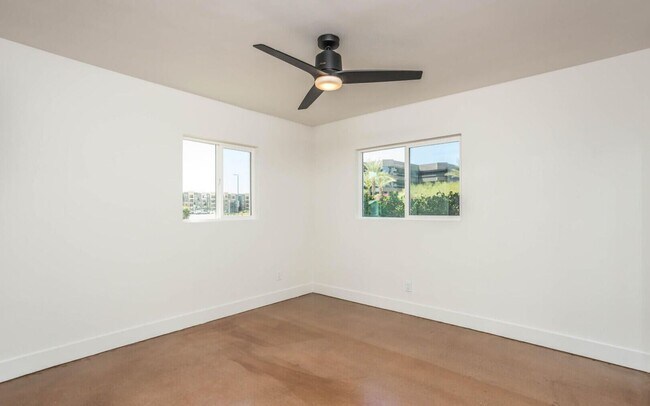 Building Photo - New Rental Price: $2,700 per month (utilities included). Special Conditions: Immediate move-in on...