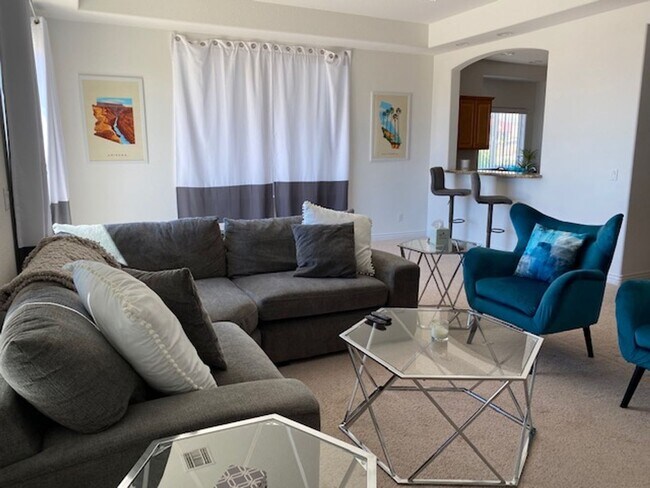 Building Photo - 3 BR + Bonus, Fully furnished, Includes Ut...