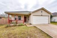 Building Photo - 3000 Meadow Ln
