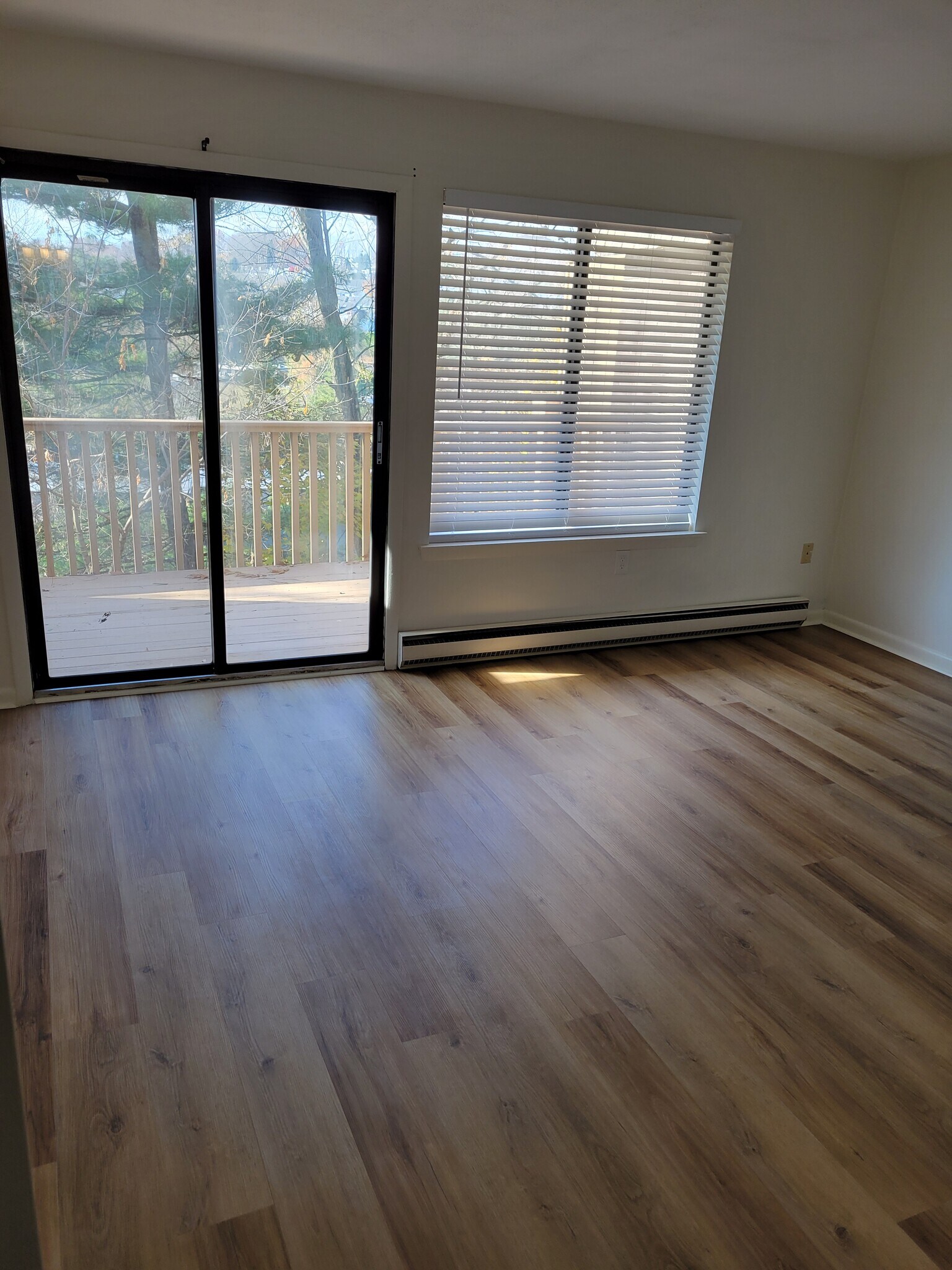 Building Photo - 11 Great Oak Ct