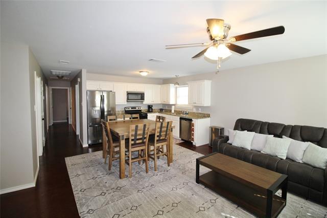 Building Photo - 309 E Second St