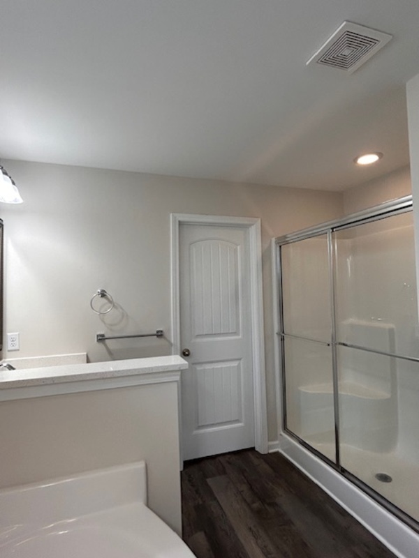 Building Photo - 747 Bustling Br Ln