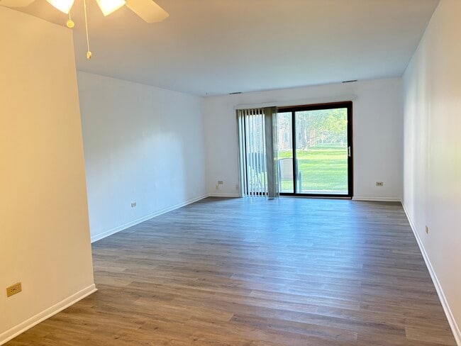 Building Photo - 1104 Castilian Ct