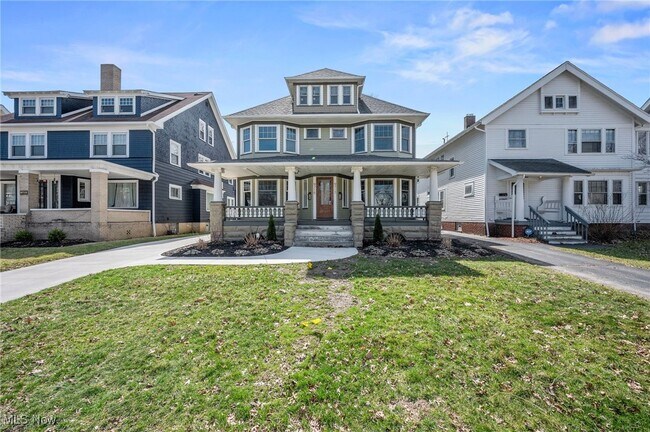 Building Photo - 9715 Clifton Blvd