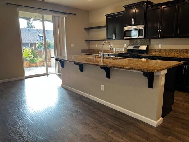 Building Photo - Updated 4 Bedroom Lacey/Hawks Prairie Home for Rent