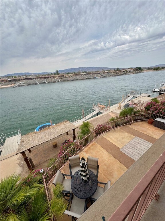 Building Photo - 10641 S River Terrace Dr