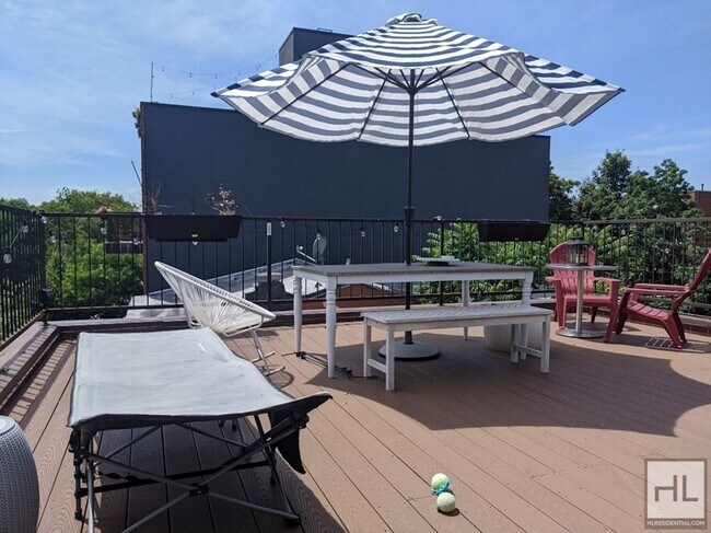 Building Photo - QUINCY STREET / Amazing Modern 1-Bed 1-Bat...
