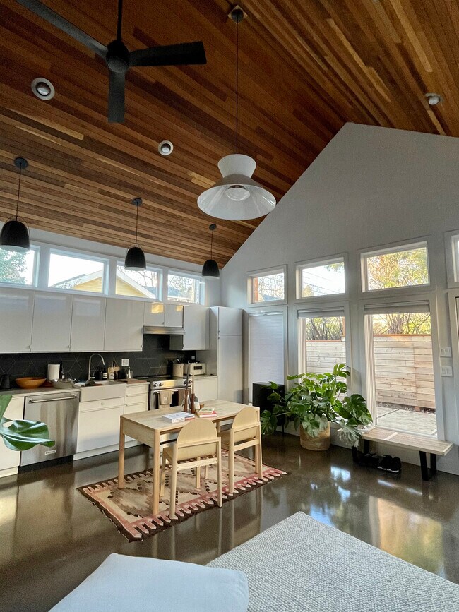 Modern. Premium. Private. ADU. - 5035 NE Mallory Ave