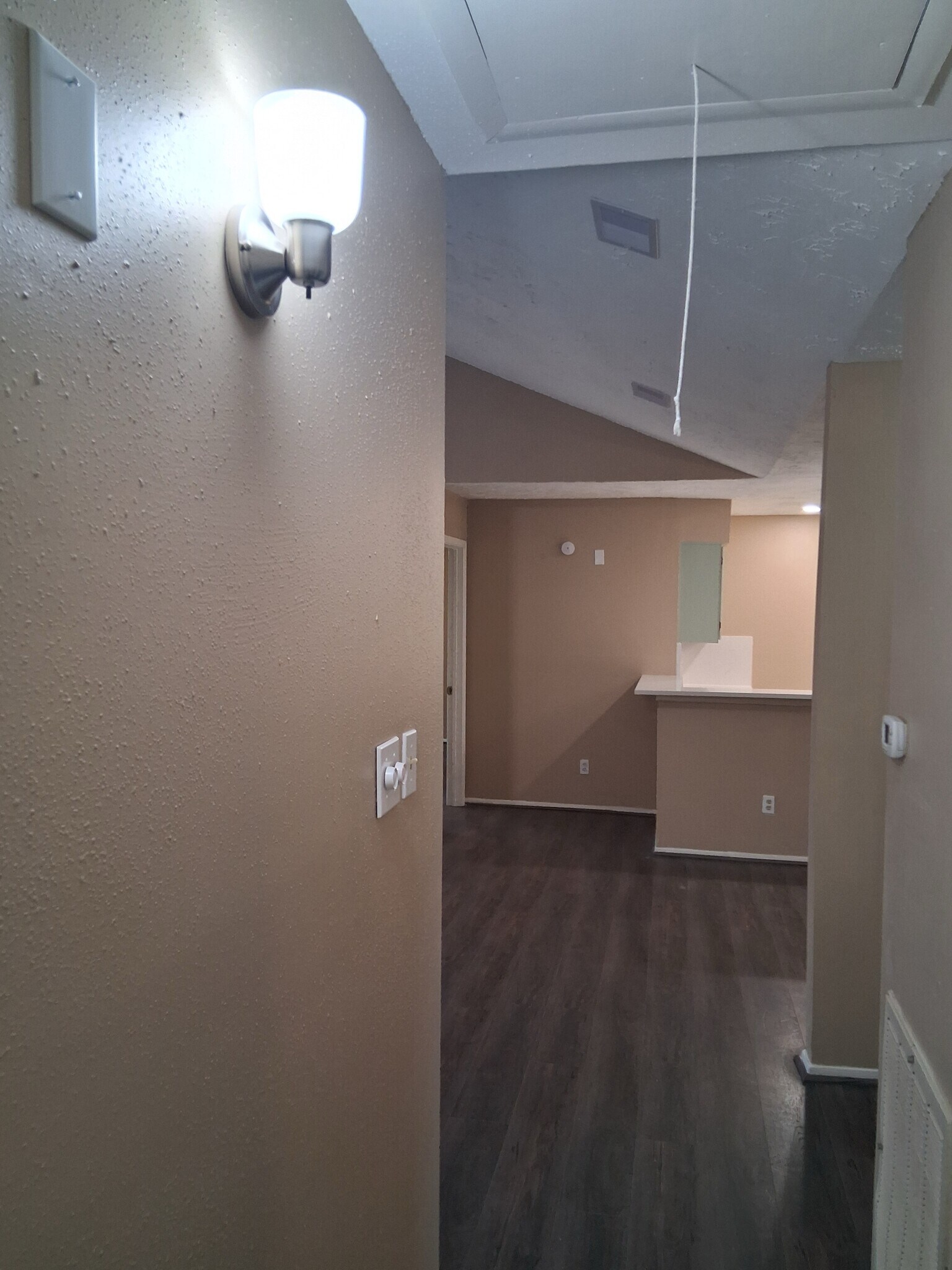 Building Photo - 18731 Twigsworth Ln