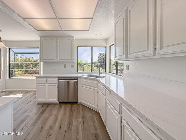 Building Photo - 2568 Picadilly Cir