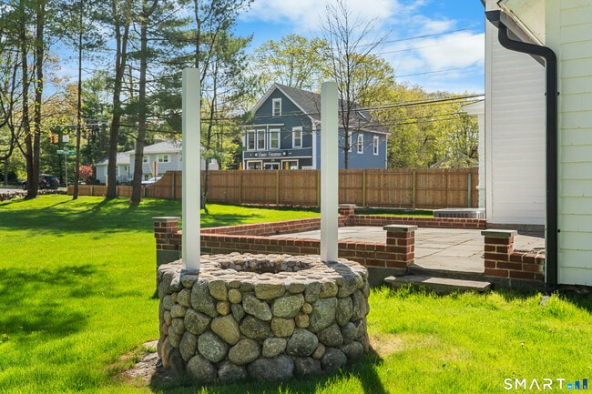 Building Photo - 152 Partrick Ave