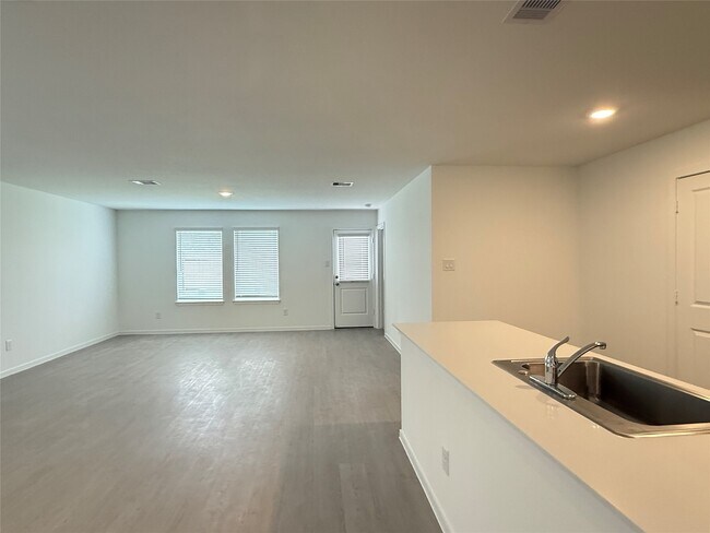 Building Photo - 29030 Grazing Plns Ln