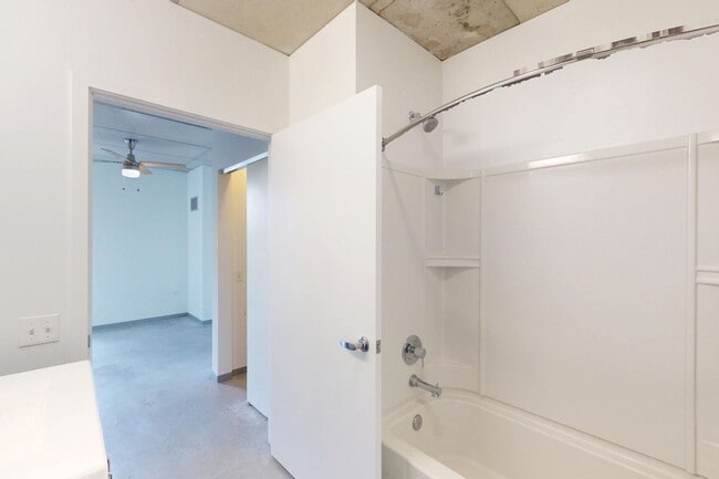 Floorplan - Vue 53