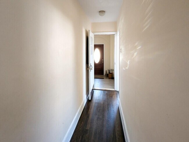 Building Photo - 1678 Bay Ridge Ave