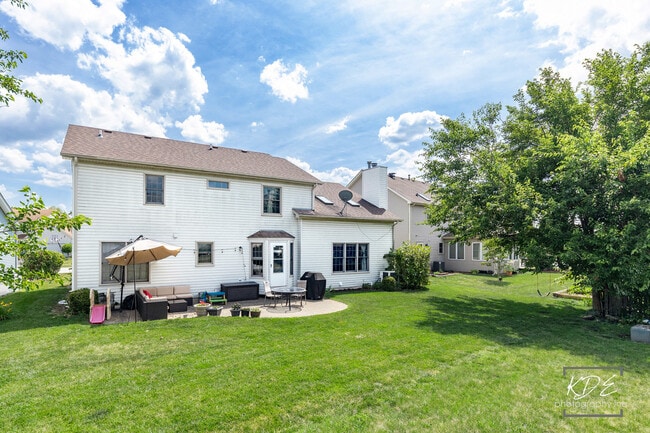 Building Photo - 3730 Baybrook Dr