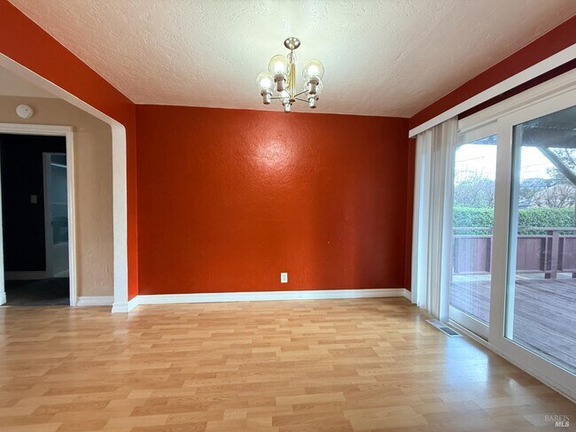 Building Photo - 212 Hermosa Ave