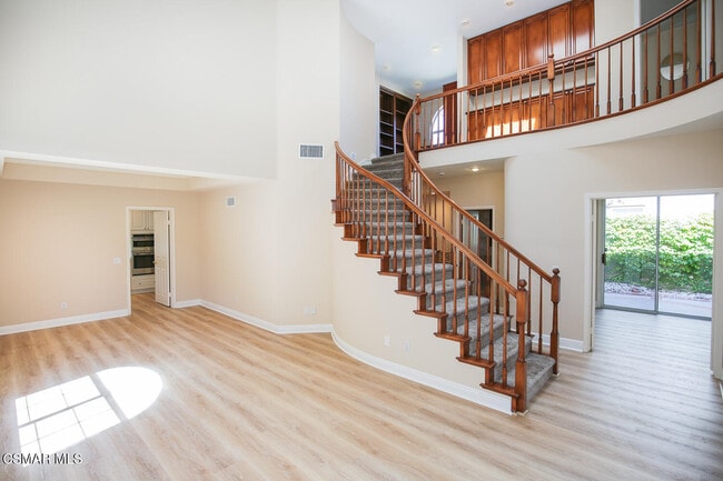Building Photo - 1811 Fox Springs Cir