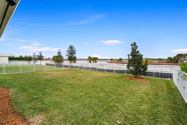 Building Photo - 10437 SW Captiva Dr