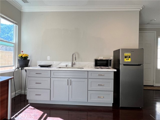 Building Photo - 19 Moonridge Ct