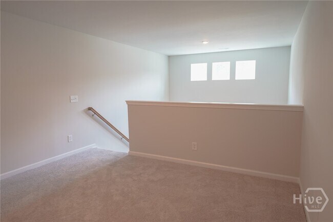 Building Photo - 111 Saltgrass Ln